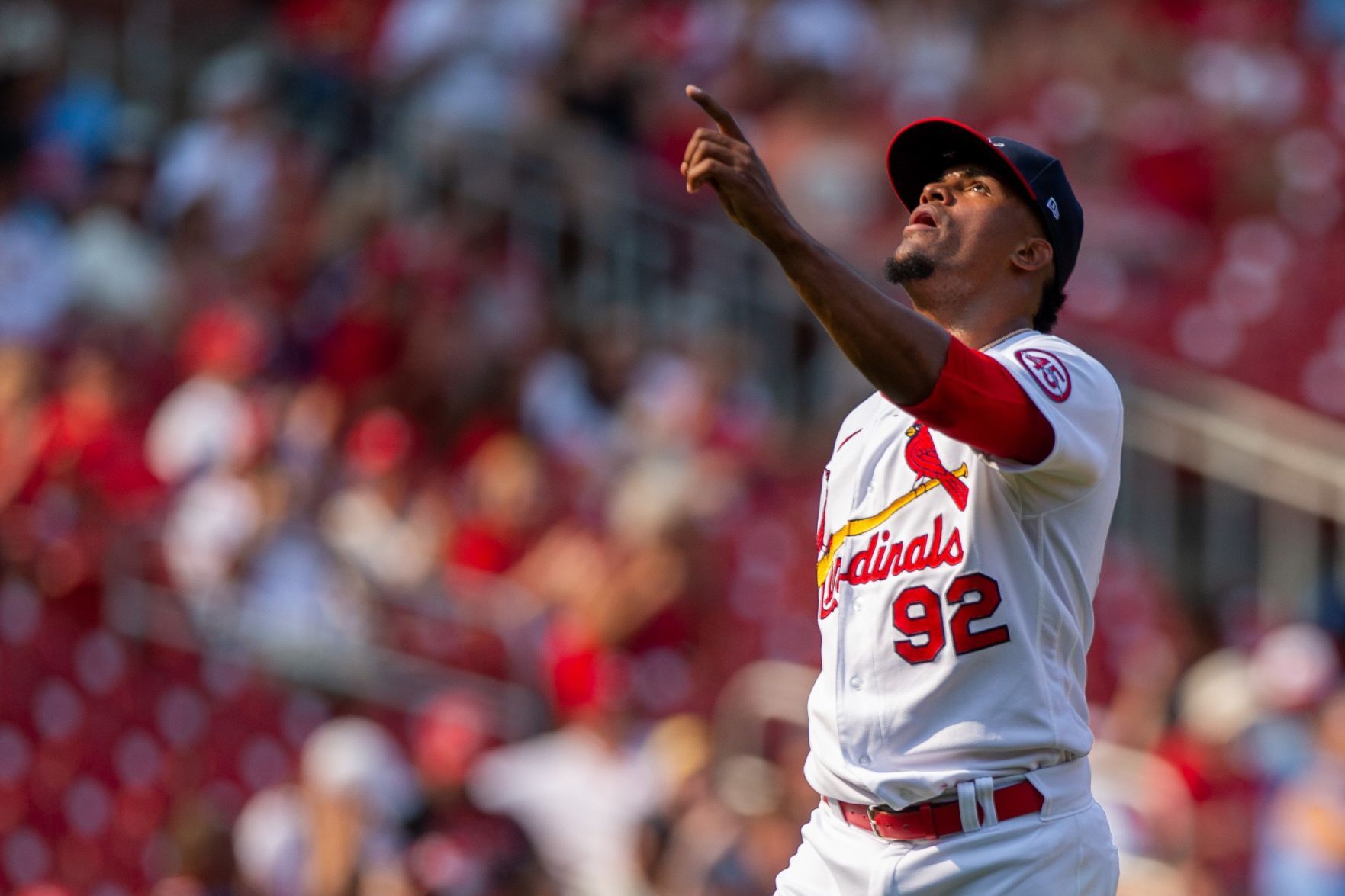 Cardinals take on Reds
